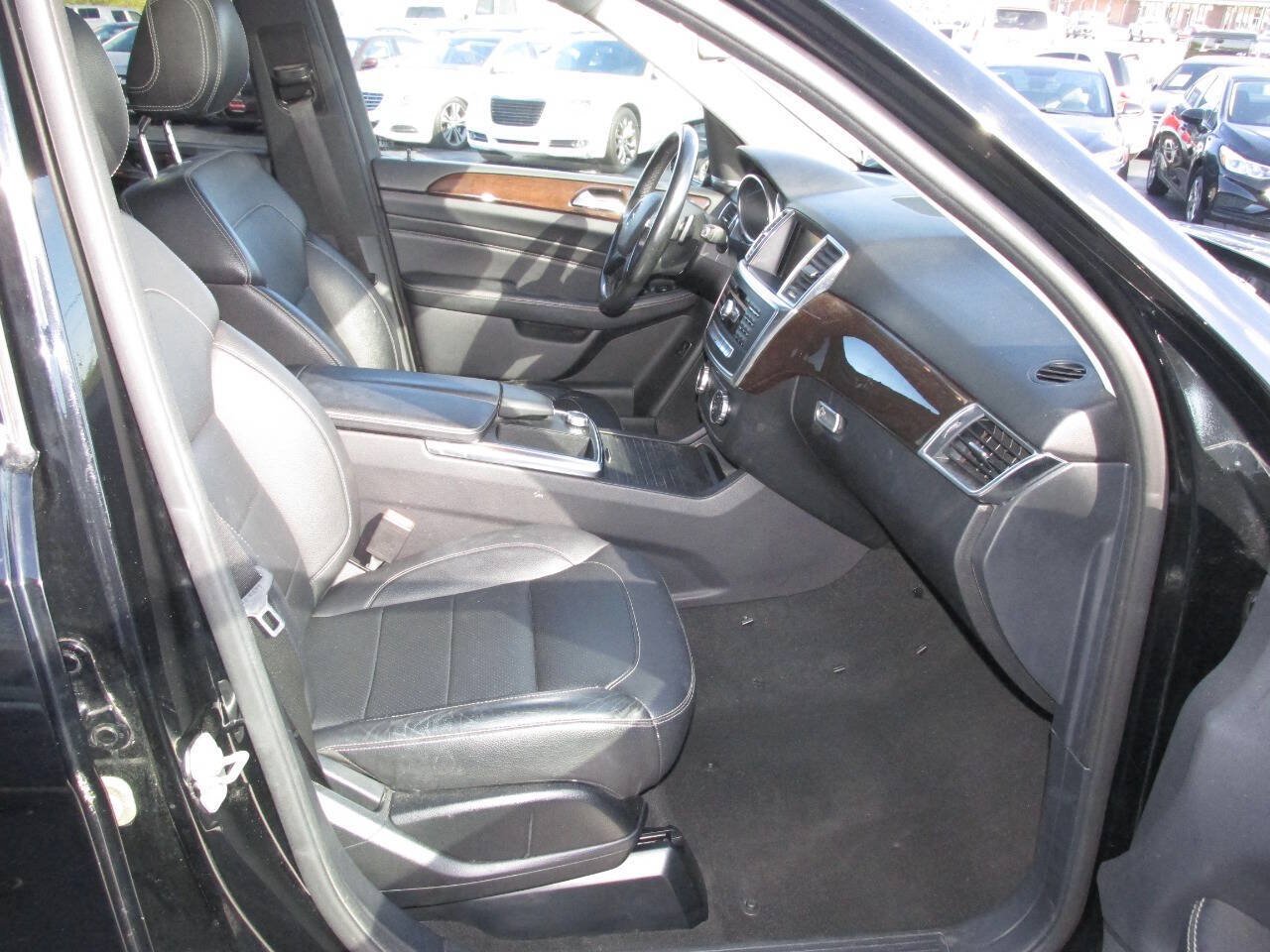 Used 2015 Mercedes-Benz ML 350 4MATIC image 23