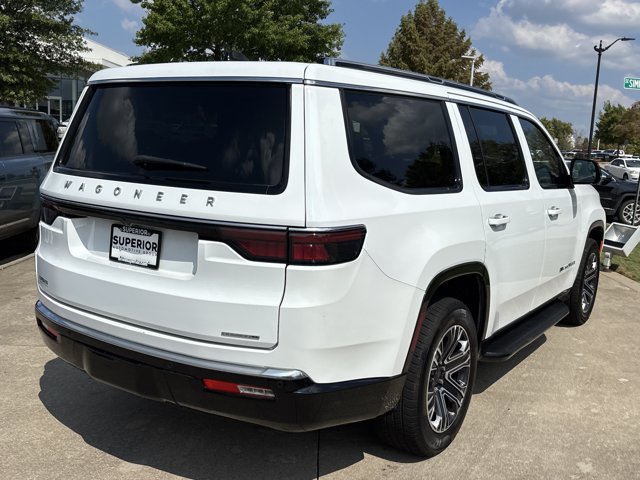 Used 2024 Jeep Wagoneer Series II w/ Flexible Seating Group RWD image 3