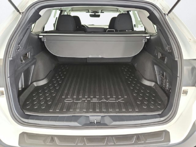 Used 2025 Subaru Outback Premium w/ Popular Package #1A AWD/4WD image 21