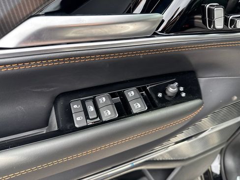 New 2026 Jeep Grand Wagoneer Summit AWD/4WD image 19