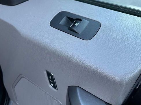 Used 2020 Ford F150 XLT image 19