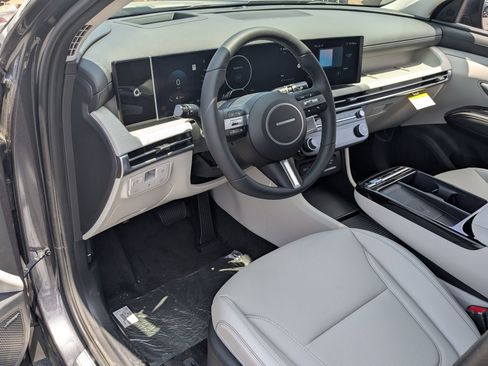 New 2025 Hyundai Tucson Limited w/ Tow & Go Package image 8