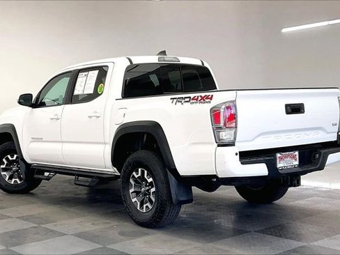 Used 2022 Toyota Tacoma TRD Off-Road image 10