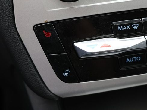 Used 2023 Ford Explorer XLT w/ Equipment Group 202A image 24