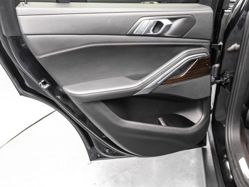 Used 2020 BMW X6 xDrive40i w/ Convenience Package image 32