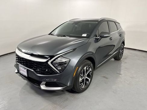 Used 2025 Kia Sportage EX AWD/4WD image 24