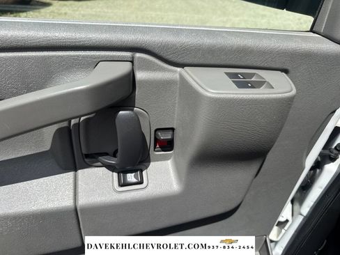 Used 2019 Chevrolet Express 2500 w/ Driver Convenience Package RWD image 18