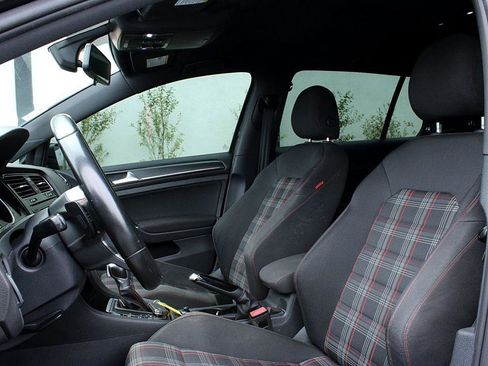 Used 2019 Volkswagen GTI Rabbit Edition image 13