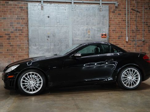 Used 2006 Mercedes-Benz SLK 55 AMG image 10