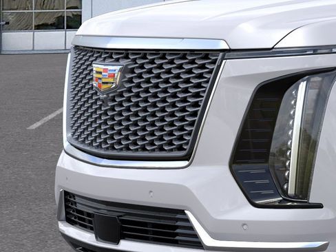 New 2025 Cadillac Escalade Premium Luxury w/ LPO, Radiant Package image 14