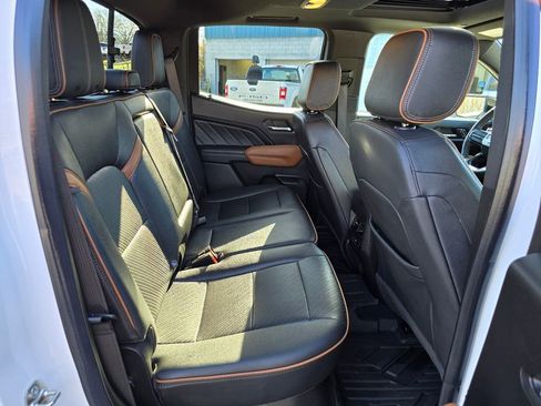 Used 2024 GMC Canyon AT4 w/ AT4 Premium Package image 11