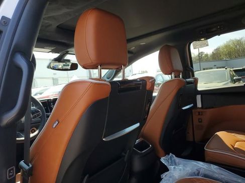 New 2026 Chrysler Pacifica Pinnacle image 12
