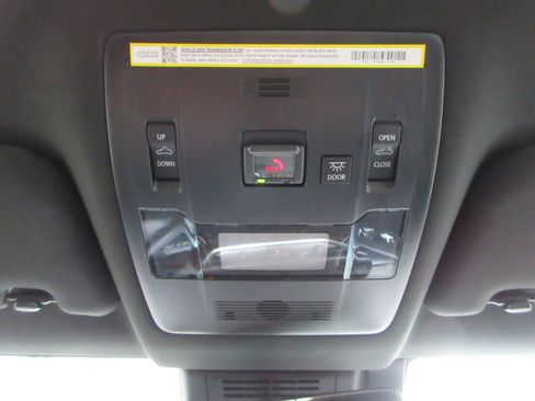 Used 2025 Lexus UX 300h AWD image 19