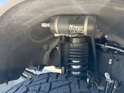 Used 2025 Ford F250 Platinum AWD/4WD image 8