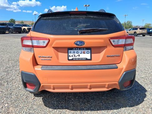 Used 2019 Subaru Crosstrek 2.0i Premium AWD/4WD image 8