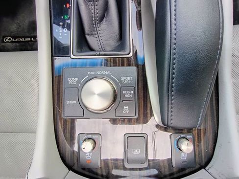 Used 2015 Lexus LS 460 L image 50