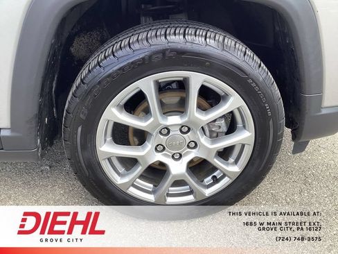 Used 2022 Jeep Compass Latitude AWD/4WD image 9