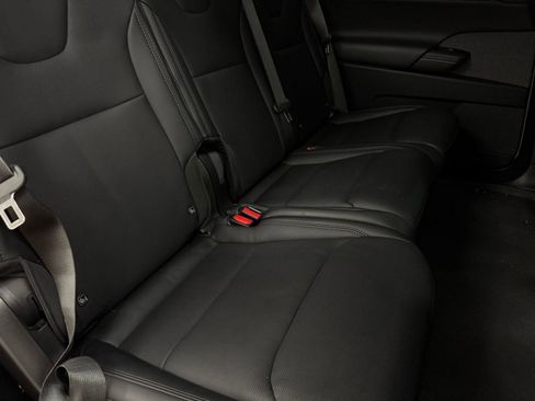 Used 2023 Tesla Model X image 23