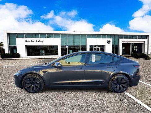 Used 2025 Tesla Model 3 Long Range image 5