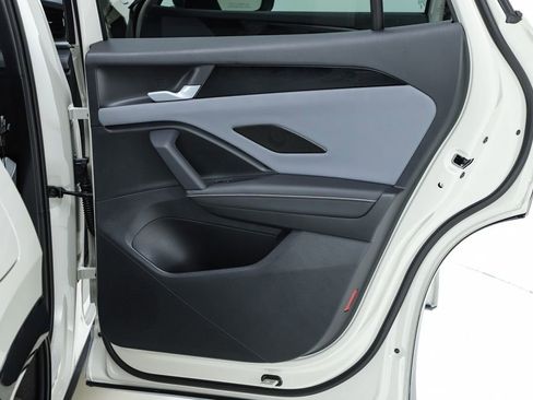 New 2026 Volkswagen Tiguan SE R-Line image 70