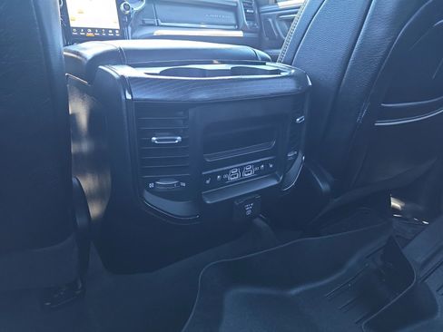 Used 2024 RAM 1500 Limited AWD/4WD image 21