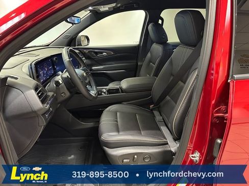Used 2026 Chevrolet Traverse High Country w/ LPO, Floor Liner Package AWD/4WD image 5