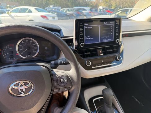 Used 2020 Toyota Corolla LE image 20