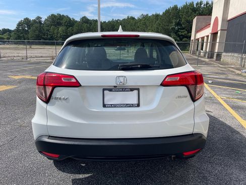 Used 2016 Honda HR-V LX image 7