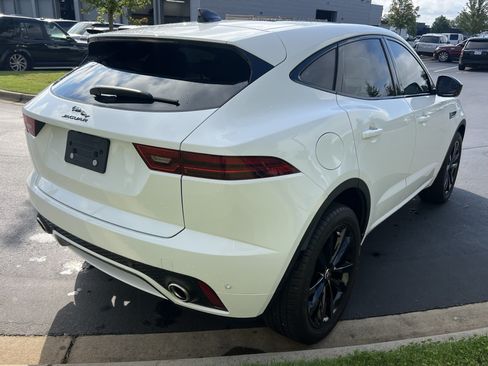 Used 2024 Jaguar E-PACE R-Dynamic SE AWD/4WD image 7