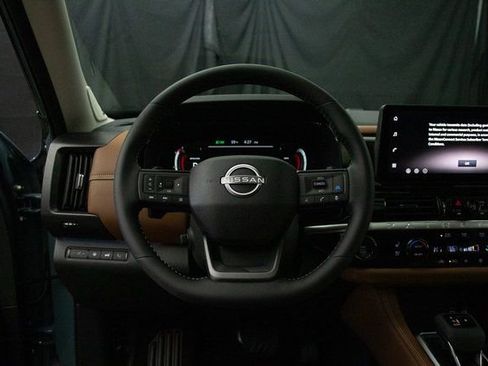 New 2026 Nissan Pathfinder Platinum image 25