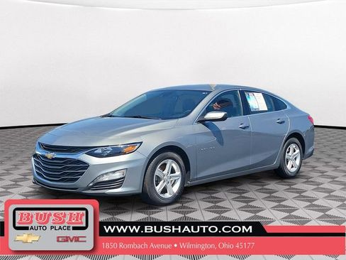 Used 2024 Chevrolet Malibu LT FWD image 2