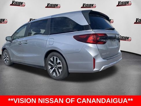 Used 2025 Honda Odyssey EX-L image 2