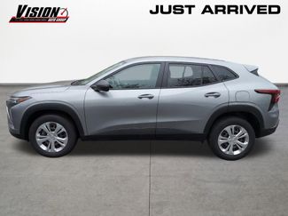 Used 2024 Chevrolet Trax LS FWD video 2