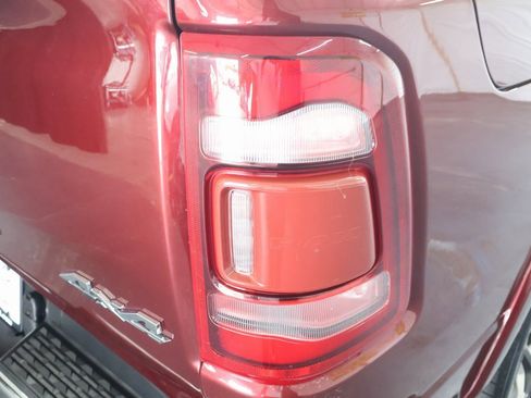 Used 2019 RAM 1500 Laramie Longhorn image 31