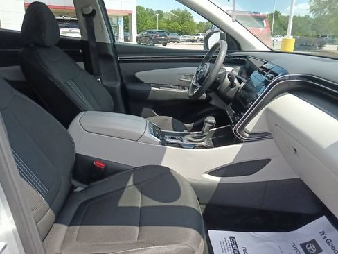Used 2024 Hyundai Tucson SEL FWD image 32