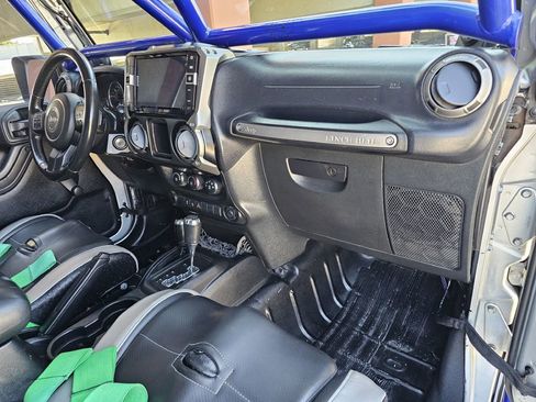 Used 2012 Jeep Wrangler Sport w/ Connectivity Group image 20