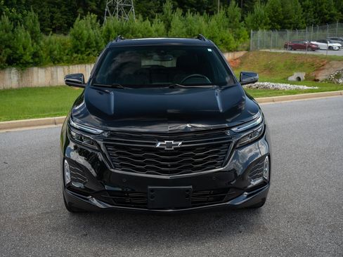 Used 2024 Chevrolet Equinox Premier FWD image 2