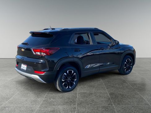 Used 2023 Chevrolet TrailBlazer LT FWD image 5