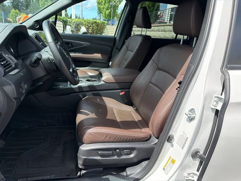 Used 2024 Honda Passport EX-L image 7