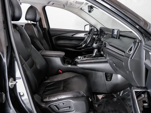 Used 2018 MAZDA CX-9 Touring w/ Touring Premium Package image 33