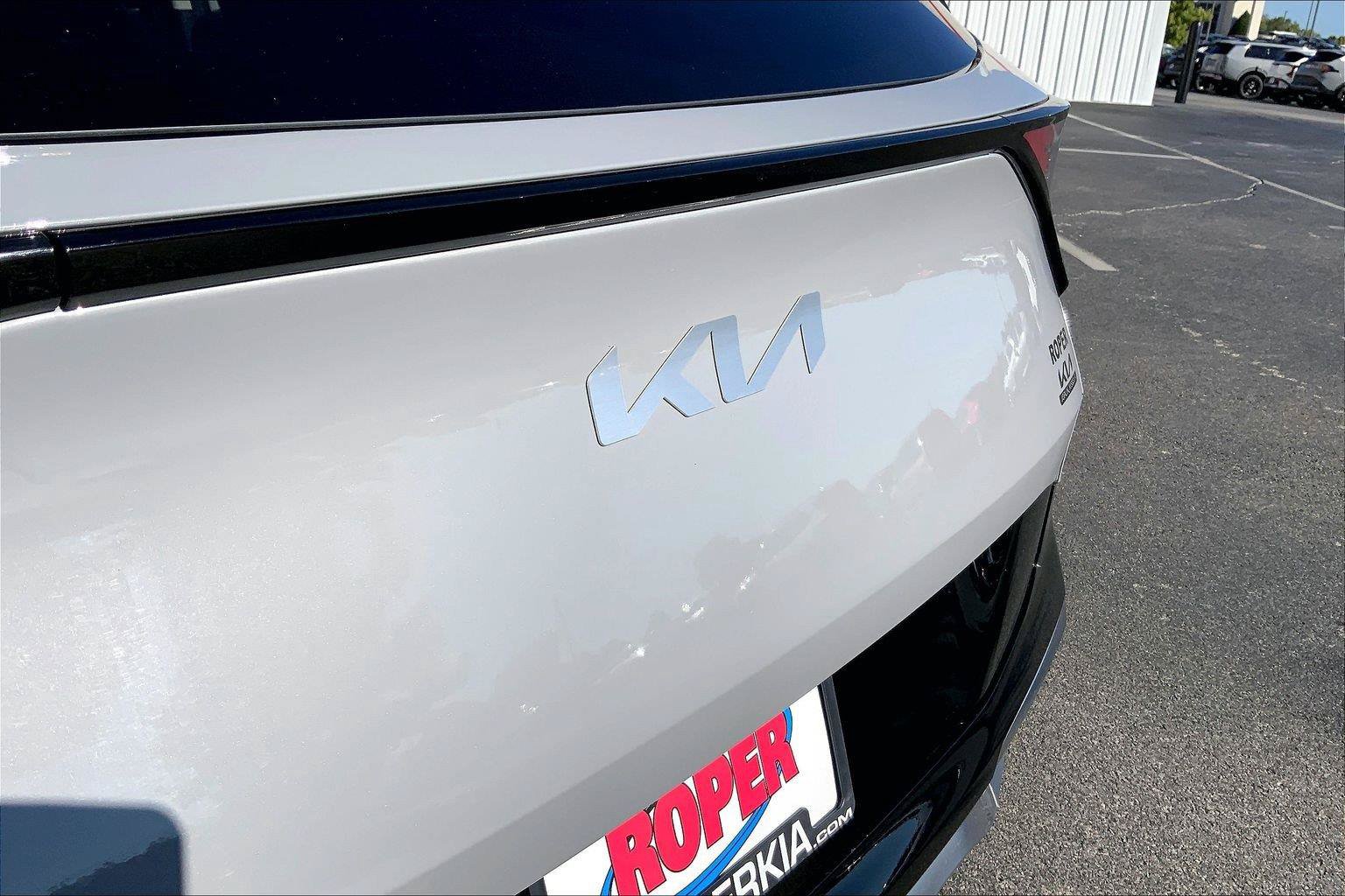 Used 2025 Kia Sportage SX FWD image 29