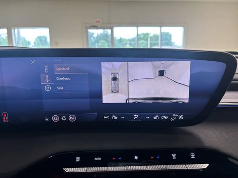 Used 2025 Buick Enclave Sport Touring w/ Power Package image 41