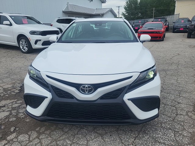 Used 2024 Toyota Camry SE FWD image 18