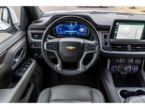 Used 2022 Chevrolet Tahoe LT w/ Luxury Package image 19