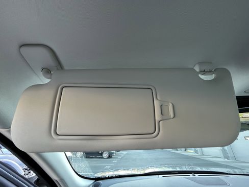 Certified 2023 Jaguar F-PACE S image 24