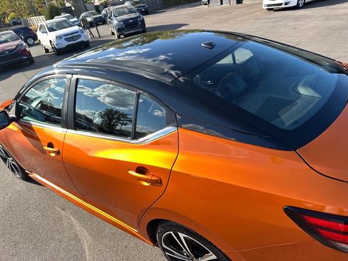 Used 2021 Nissan Sentra SR w/ SR Premium Package image 13