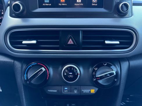 Used 2019 Hyundai Kona SE FWD image 26