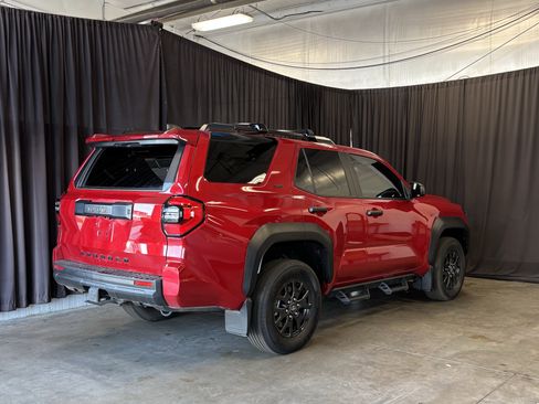 Certified 2025 Toyota 4Runner SR5 image 29