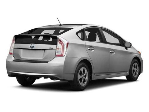 Used 2014 Toyota Prius Three FWD image 2