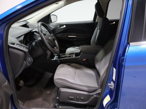 Used 2018 Ford Escape SE image 11